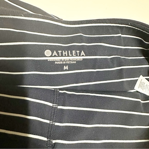 Athleta Womens Navy Blue White Striped Capri Leggings Size Medium - Picture 8 of 11